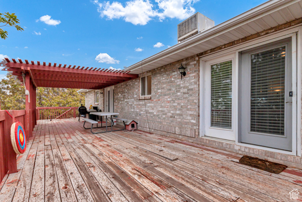 Photo 38 for MLS #2118076 at 195 S Oak Dr