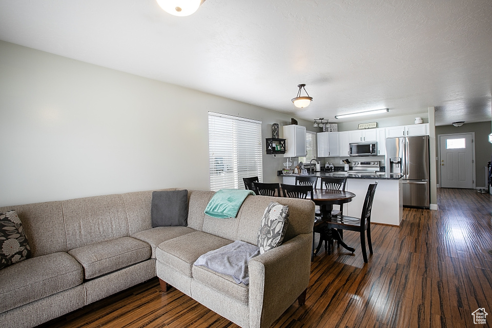 Photo 6 for MLS #2118097 at 6761 S High Bluff Dr