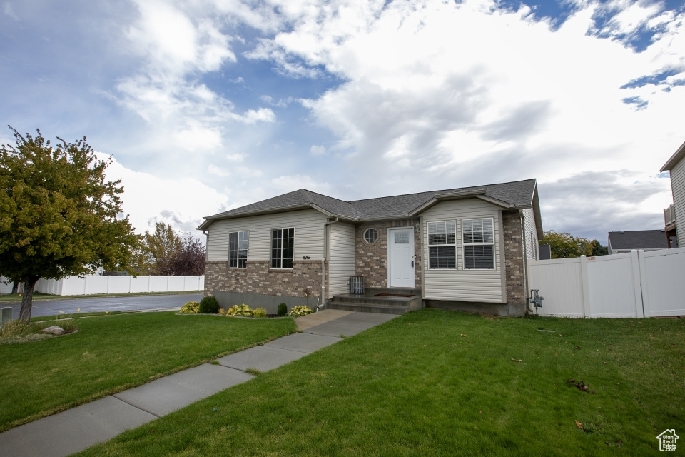 Photo 21 for MLS #2118097 at 6761 S High Bluff Dr