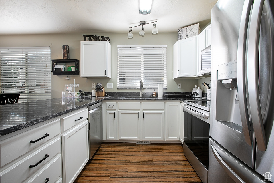 Photo 3 for MLS #2118097 at 6761 S High Bluff Dr
