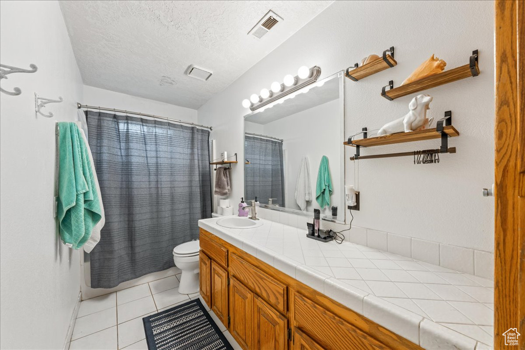Photo 37 for MLS #2118098 at 1660 Evergreen Dr