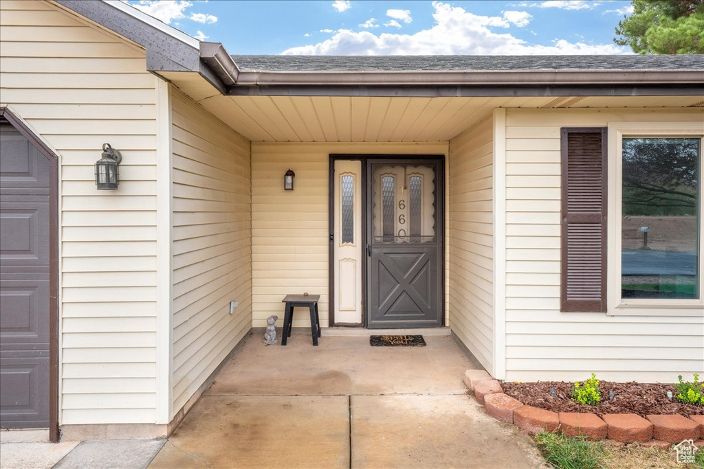Photo 4 for MLS #2118098 at 1660 Evergreen Dr