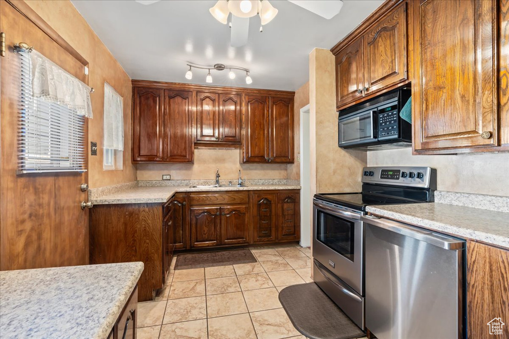 Photo 13 for MLS #2118100 at 763 N Lafayette Dr