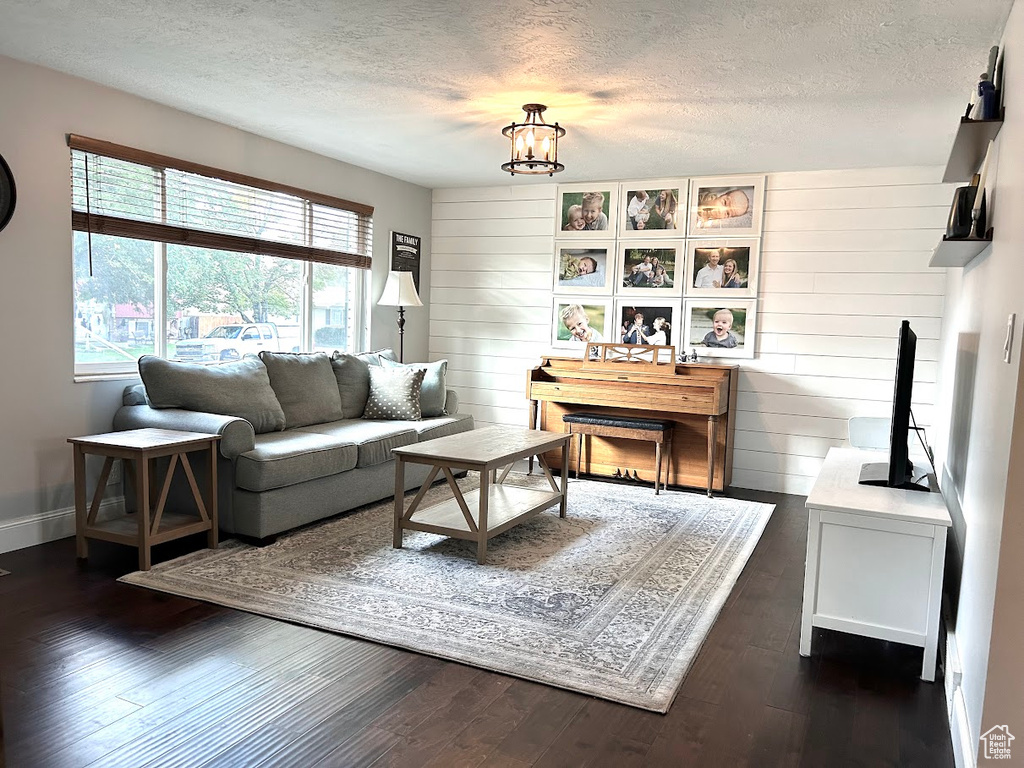 Photo 2 for MLS #2118104 at 389 E 10560 South
