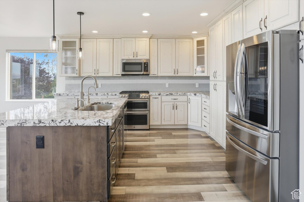 2262 S MAVERICK RD Saratoga Springs, UT 84045