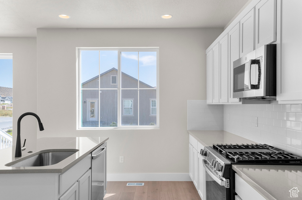 Photo 10 for MLS #2118110 at 6806 N Desert Crk