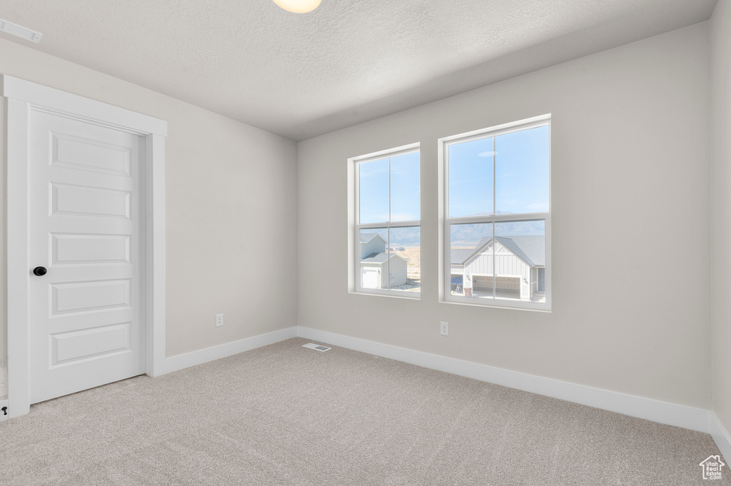 Photo 13 for MLS #2118110 at 6806 N Desert Crk