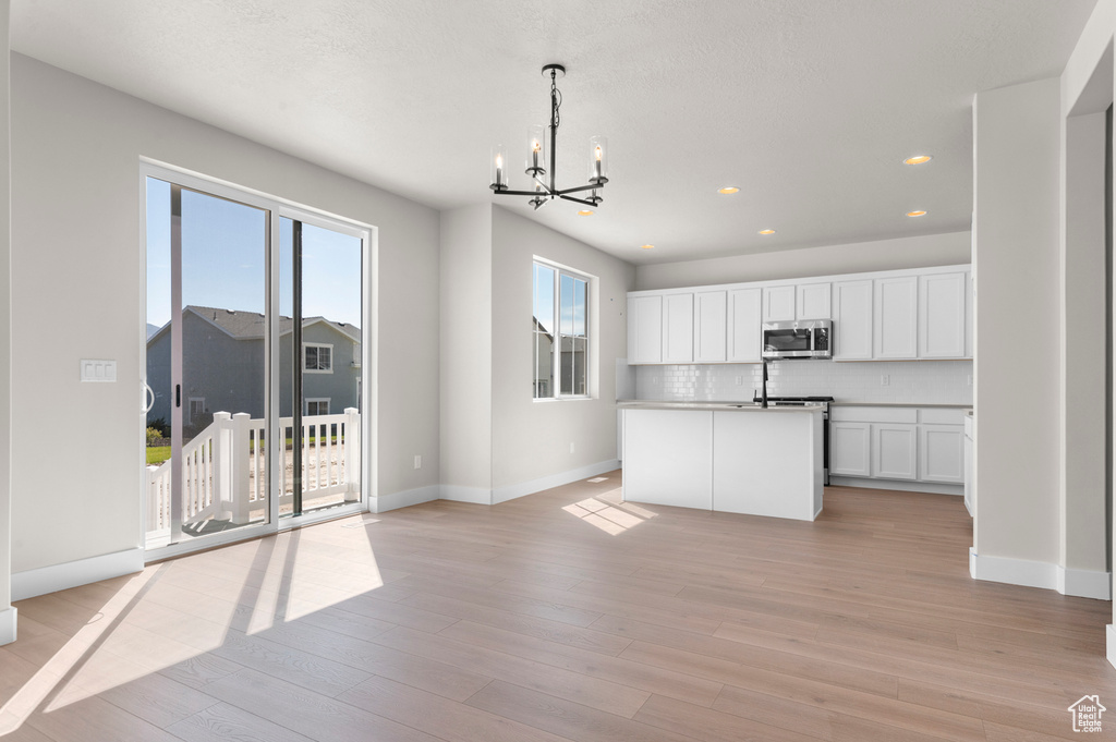 Photo 8 for MLS #2118110 at 6806 N Desert Crk