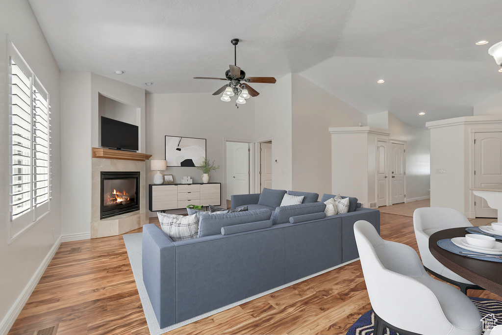 Photo 12 for MLS #2118116 at 1673 W Peaceful Cir