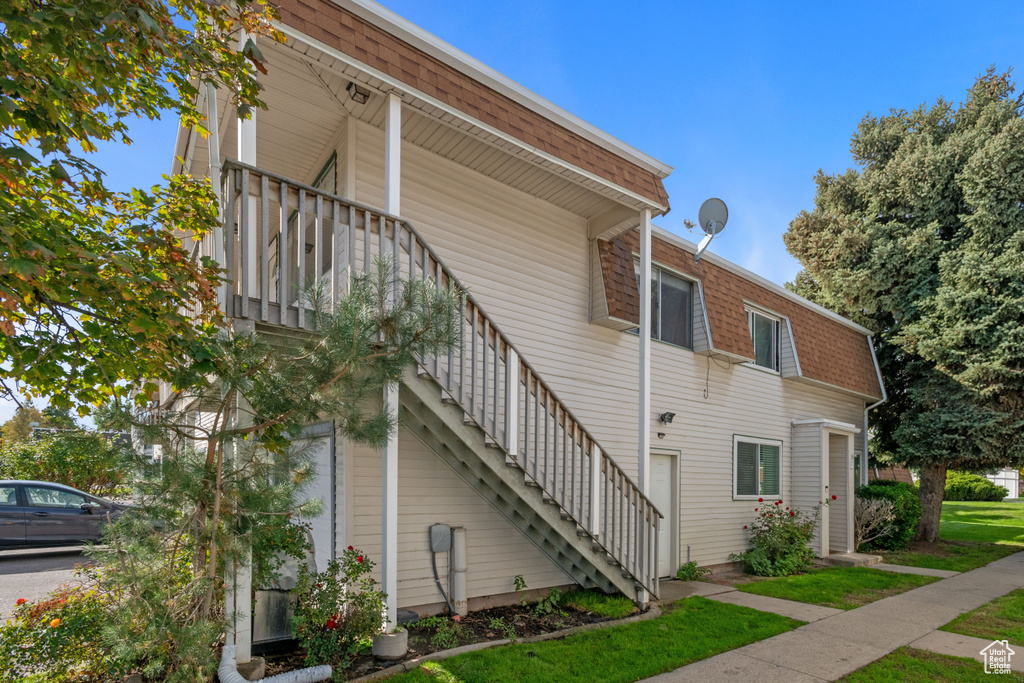 Photo 2 for MLS #2118125 at 4332 S 1195 West #18D