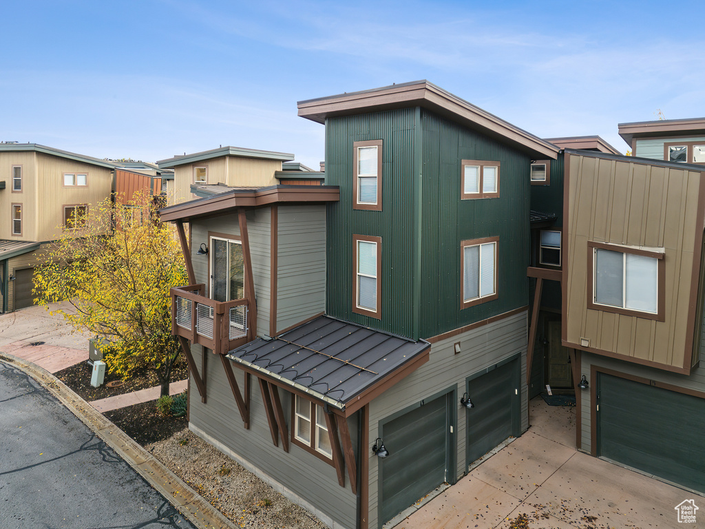 Photo 15 for MLS #2118152 at 6296 N Park Ln #13
