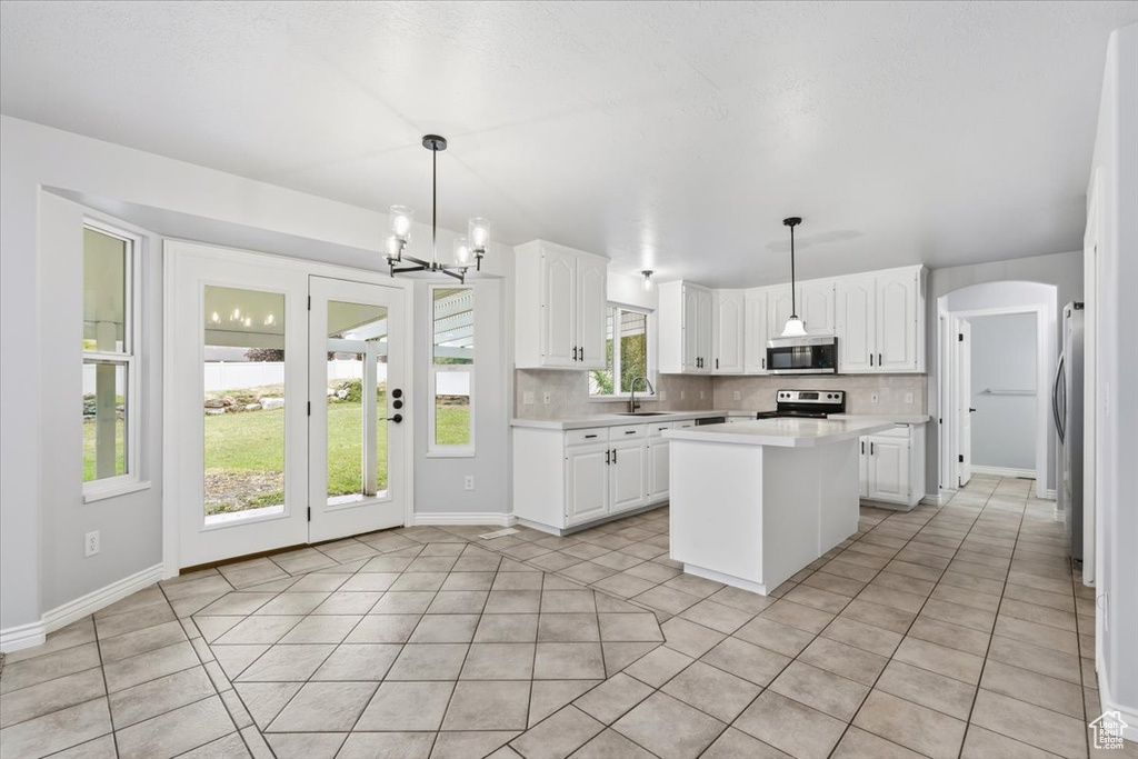 Photo 11 for MLS #2118158 at 1975 E 1425 North