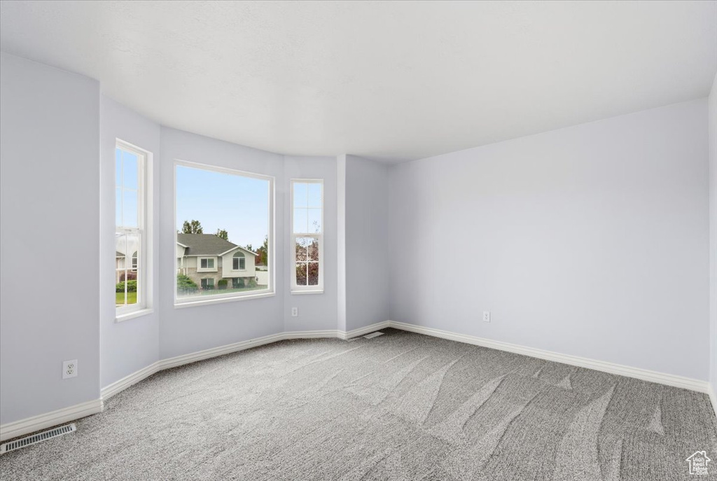 Photo 8 for MLS #2118158 at 1975 E 1425 North