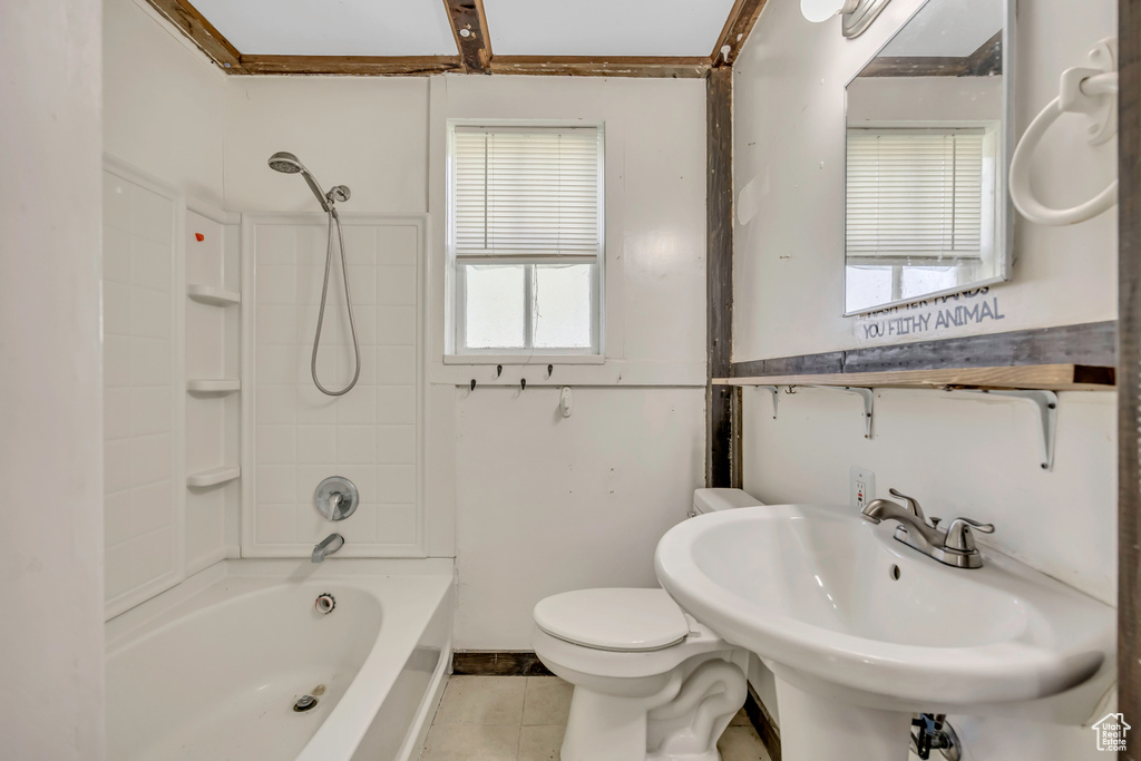 Photo 6 for MLS #2118178 at 215 S 400 West