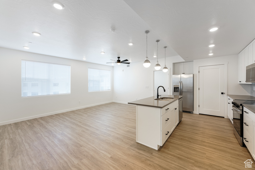 Photo 4 for MLS #2118182 at 226 N Cliff Side Dr #K200