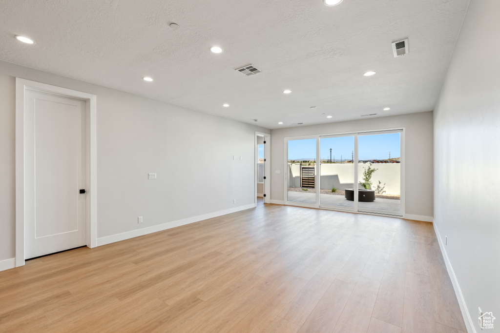 Photo 13 for MLS #2118187 at 3456 E Amanecer Ln #65