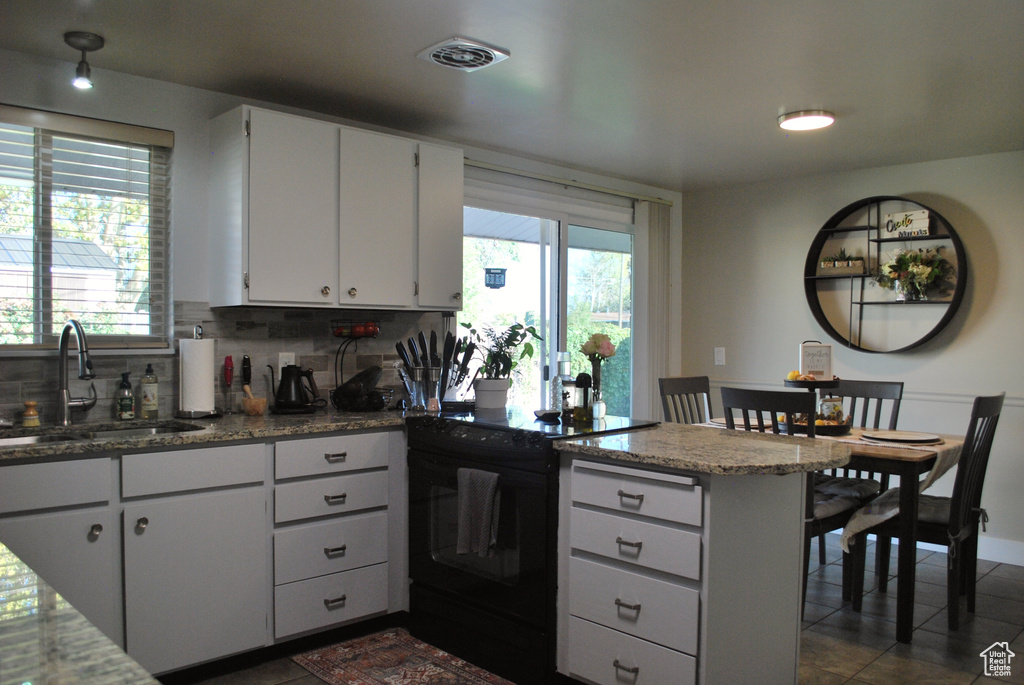 Photo 6 for MLS #2118188 at 1740 N Gregory Dr