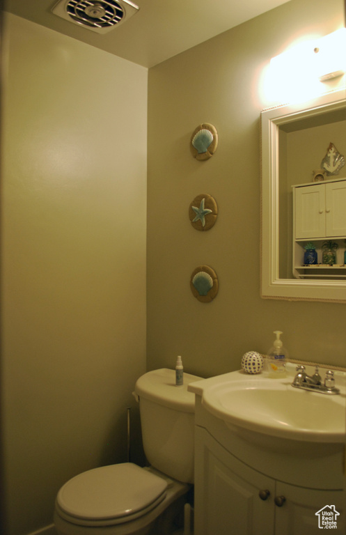 Photo 16 for MLS #2118188 at 1740 N Gregory Dr