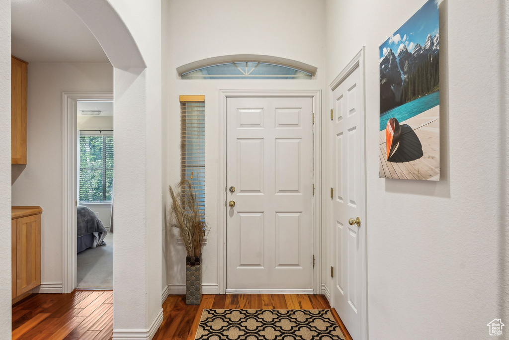 Photo 6 for MLS #2118195 at 4059 N Flanders Way