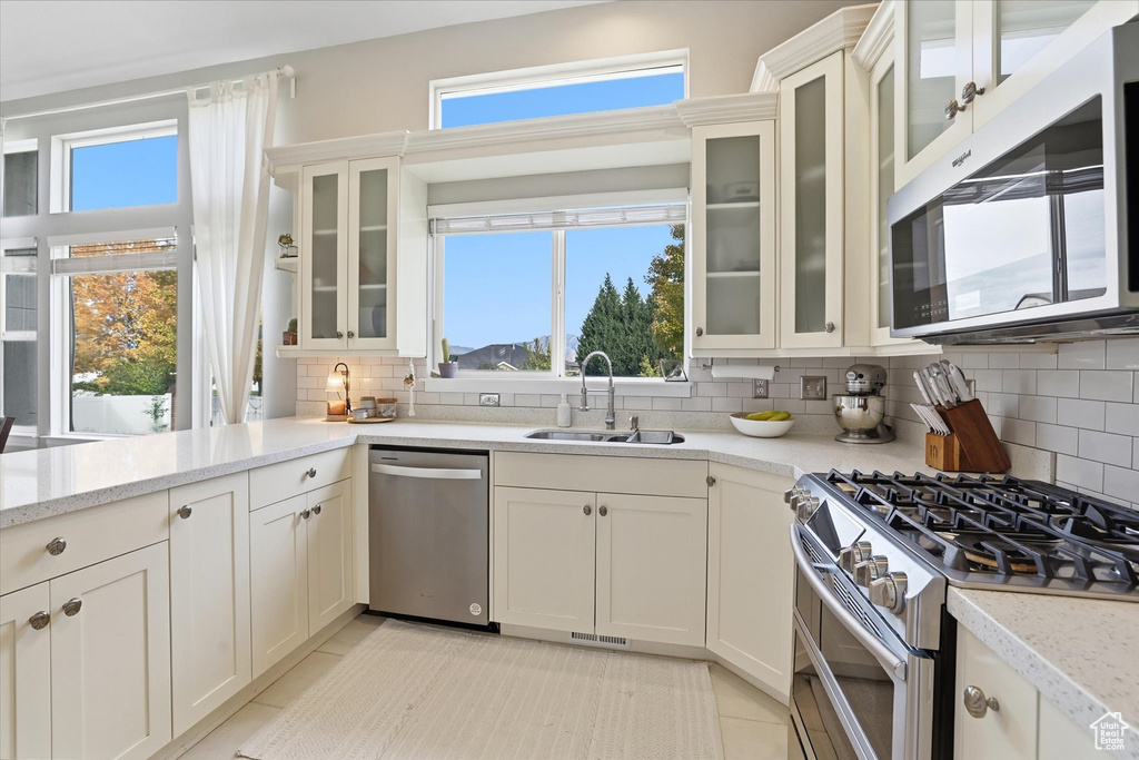 7721 S VILLAGE DR West Jordan, UT 84081