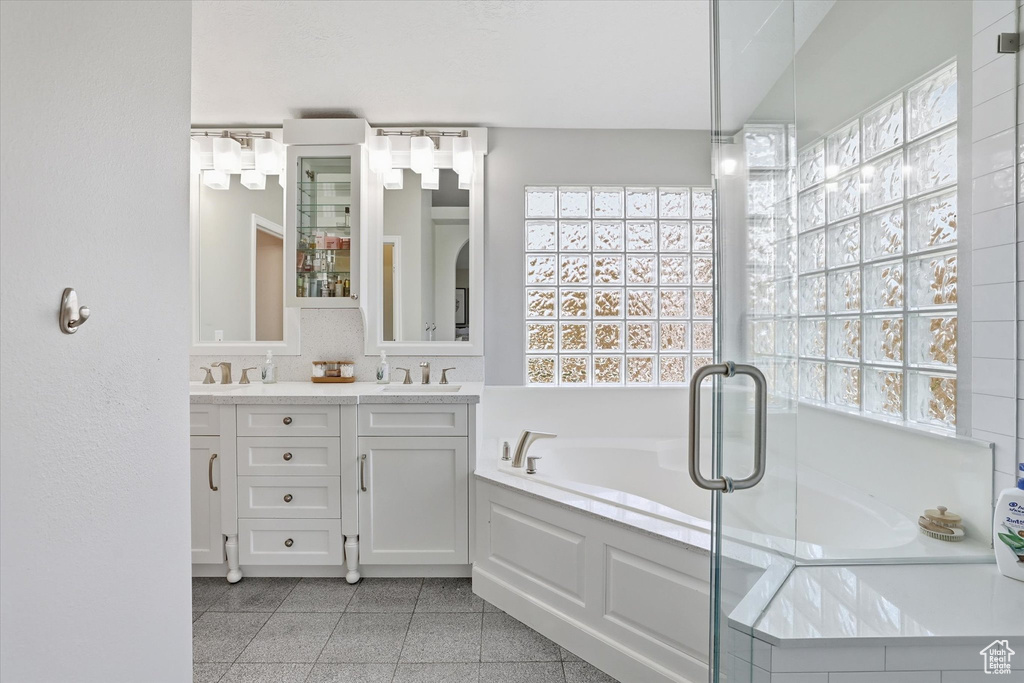 7721 S VILLAGE DR West Jordan, UT 84081