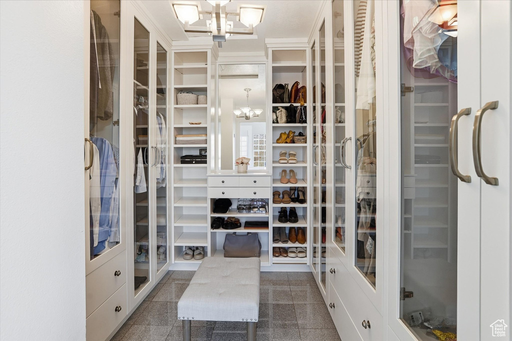 7721 S VILLAGE DR West Jordan, UT 84081