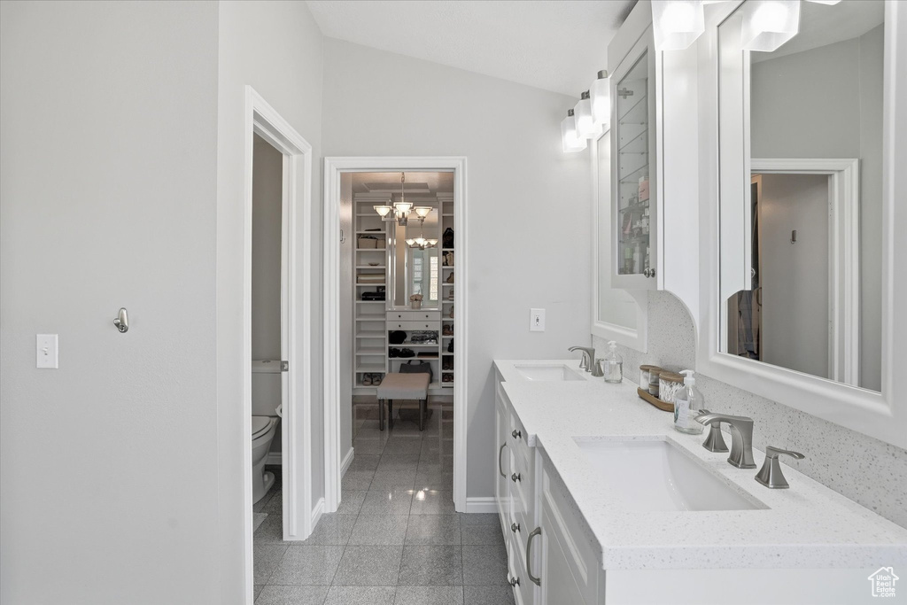 7721 S VILLAGE DR West Jordan, UT 84081