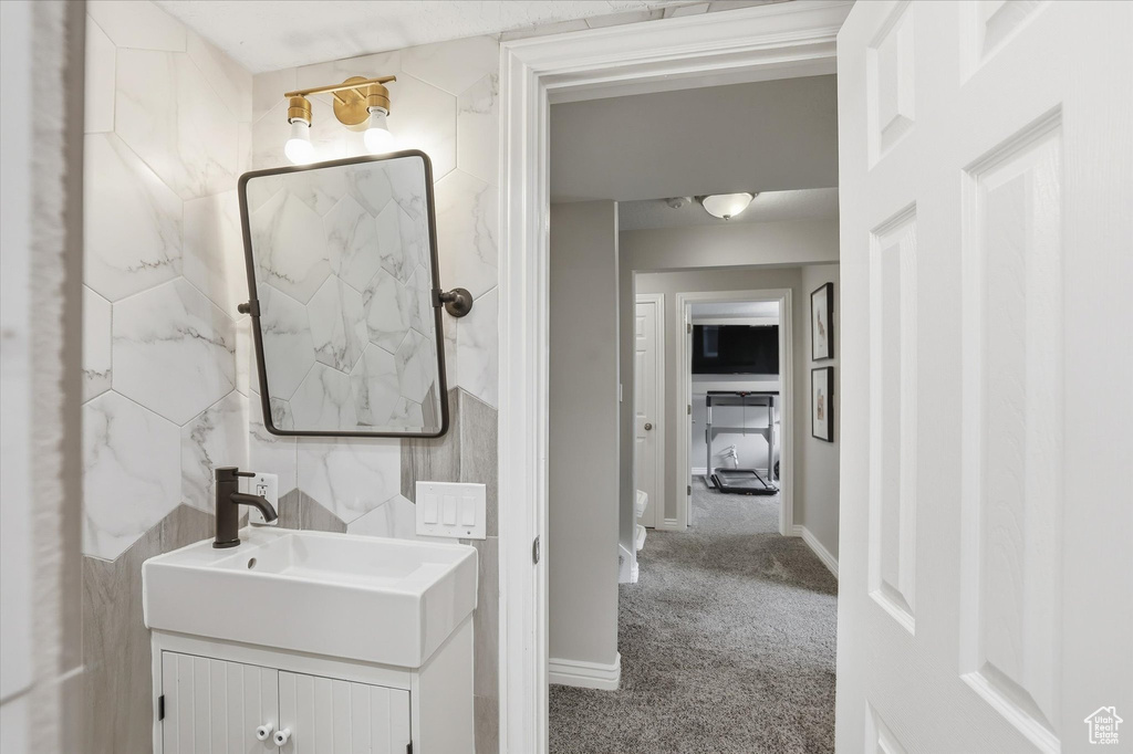 7721 S VILLAGE DR West Jordan, UT 84081