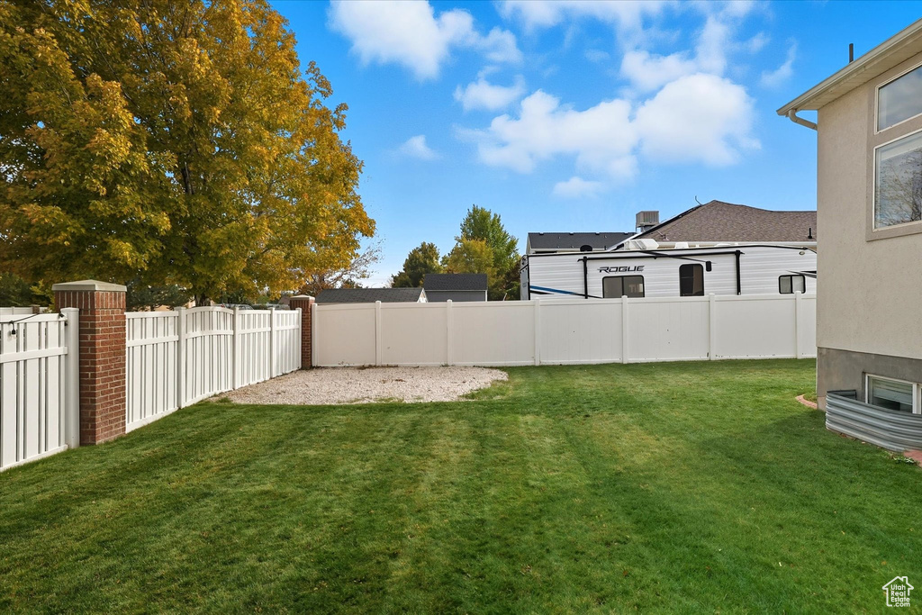 7721 S VILLAGE DR West Jordan, UT 84081