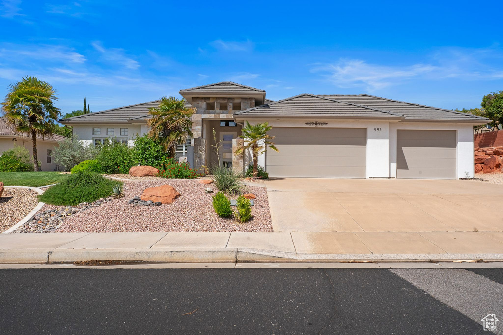 Photo 4 for MLS #2118199 at 993 N Las Entradas Dr
