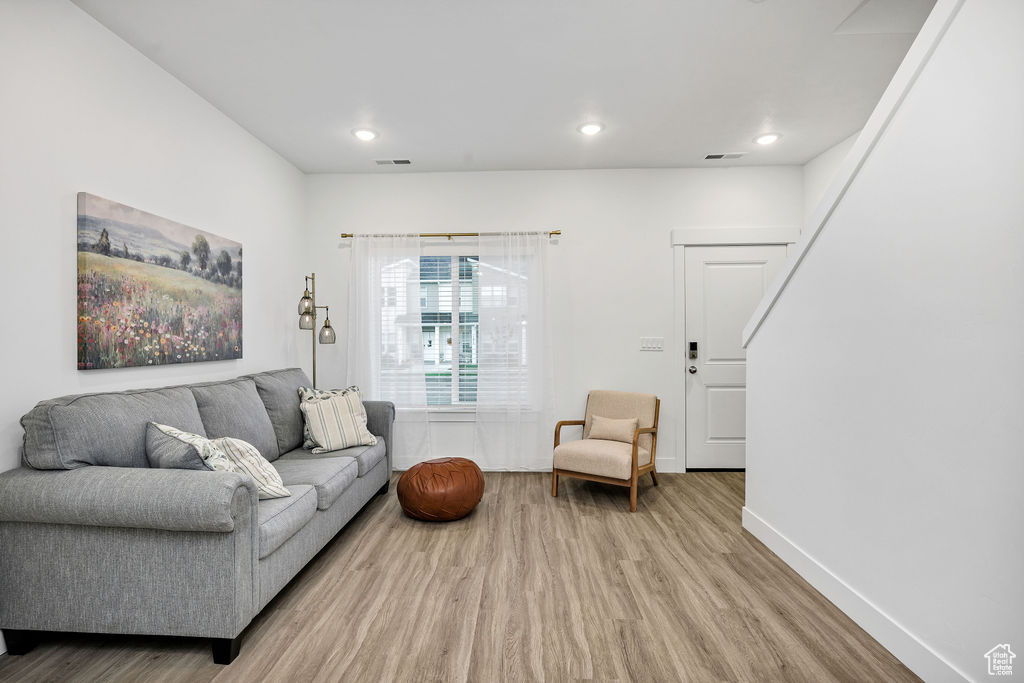 Photo 5 for MLS #2118200 at 1205 W 1870 South