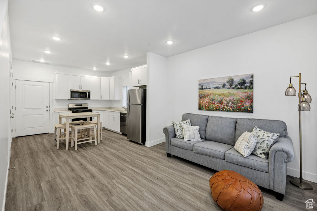 Photo 11 for MLS #2118200 at 1205 W 1870 South