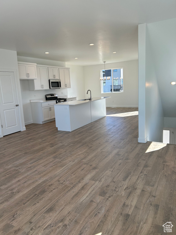 Photo 10 for MLS #2118211 at 589 W 1810 North #66