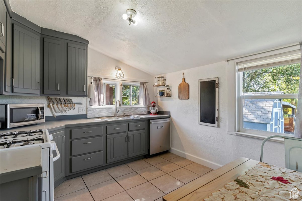 Photo 10 for MLS #2118214 at 46 S 600 East