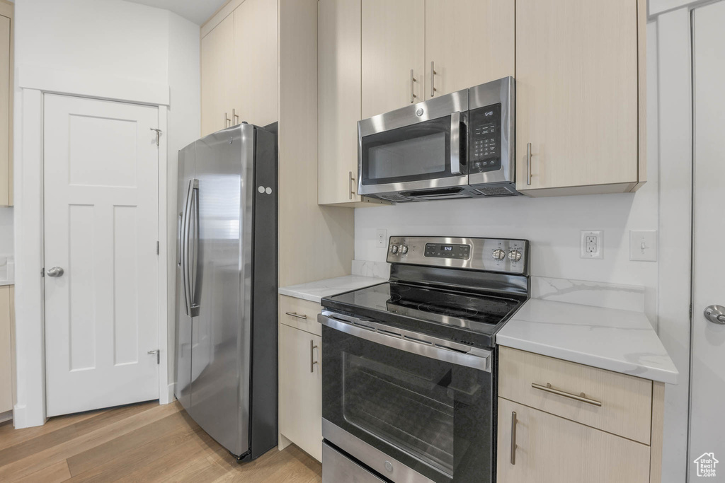 Photo 9 for MLS #2118223 at 2759 E Riata Aly #312