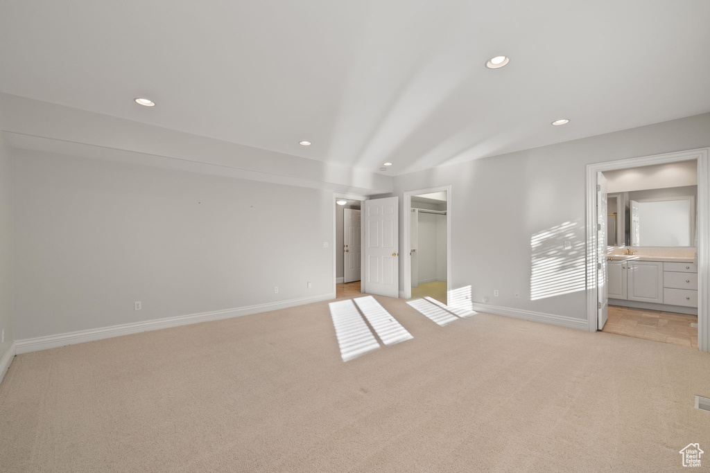 5210 SKYLINE PKWY Ogden, UT 84403