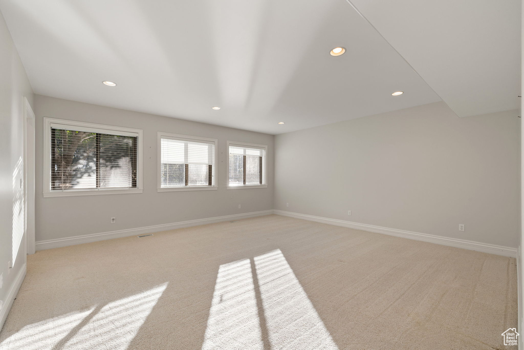 5210 SKYLINE PKWY Ogden, UT 84403