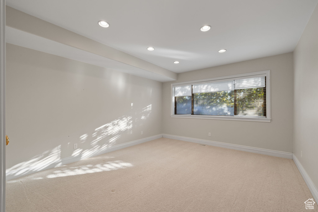 5210 SKYLINE PKWY Ogden, UT 84403