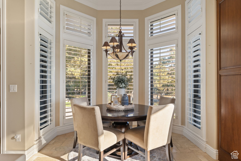 5210 SKYLINE PKWY Ogden, UT 84403