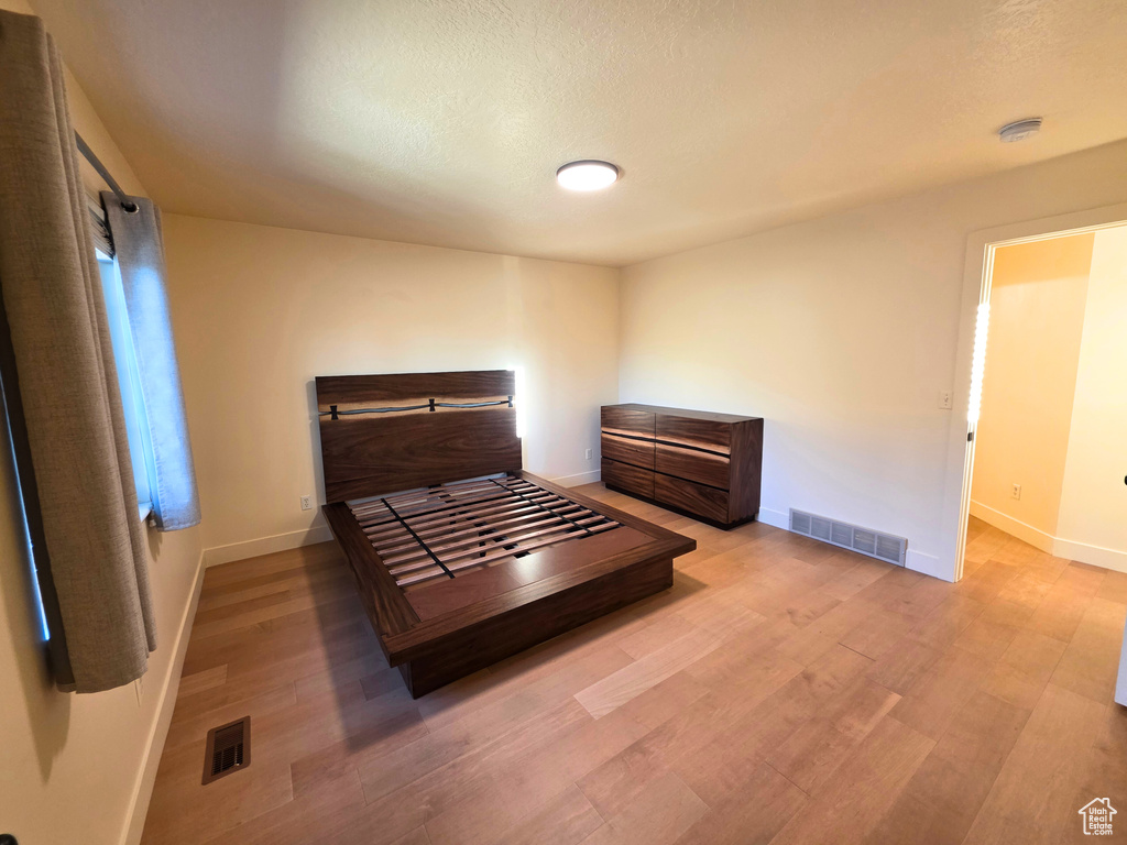 Photo 9 for MLS #2118235 at 363 E 2300 North