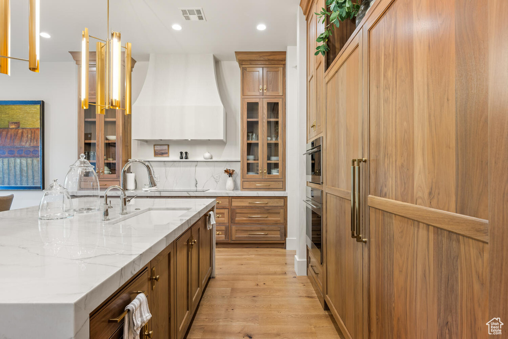 Photo 12 for MLS #2118236 at 2085 N Tuweap Dr #32