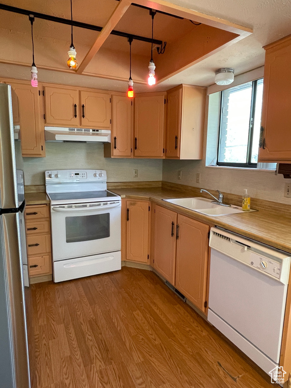 Photo 4 for MLS #2118242 at 2099 E Worchester Dr