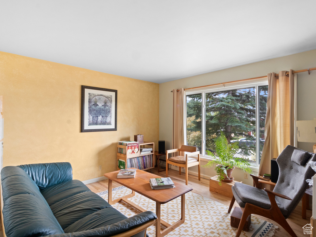 Photo 3 for MLS #2118257 at 3015 S 3380 East