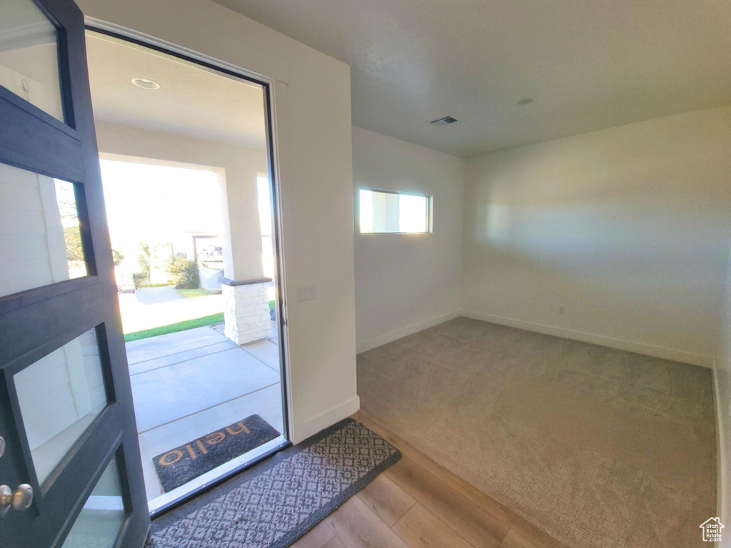 Photo 3 for MLS #2118258 at 2248 E Yant Dr