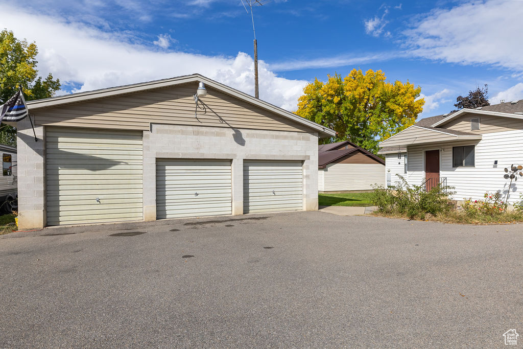 Photo 22 for MLS #2118264 at 134 W Center St