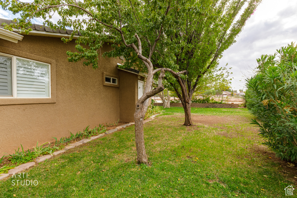 Photo 48 for MLS #2118272 at 2897 S Palm Cir