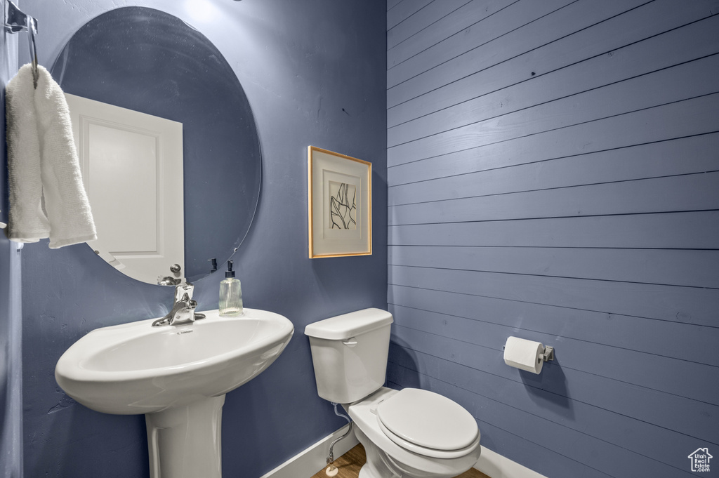 Photo 4 for MLS #2118275 at 10734 S Lake Terrace Ave