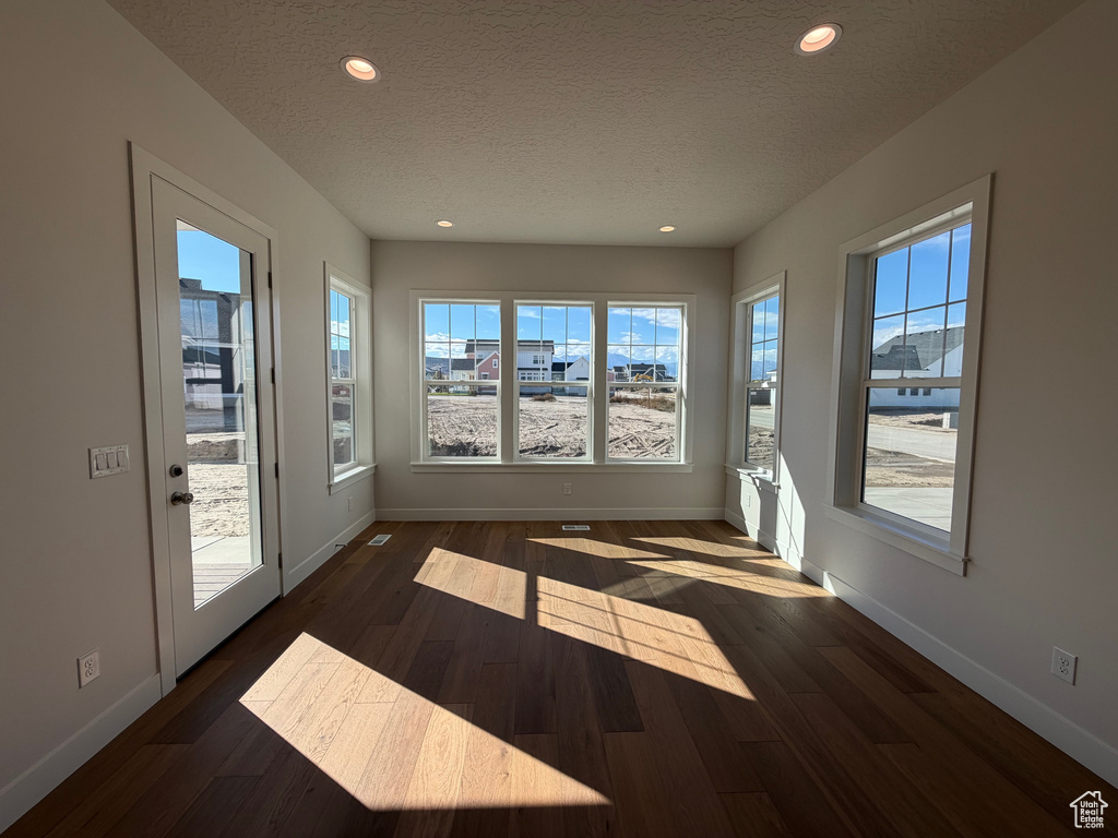 Photo 15 for MLS #2118276 at 823 S Ensign Dr