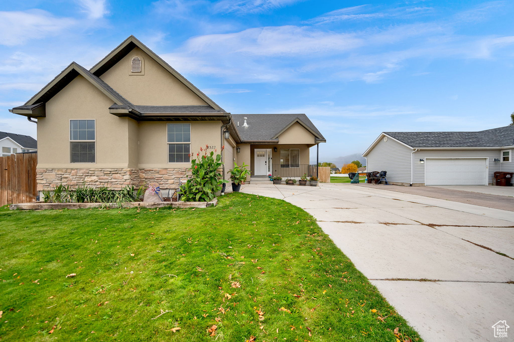 Photo 2 for MLS #2118280 at 3523 N Flower St