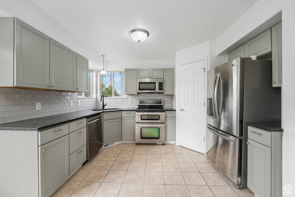 Photo 7 for MLS #2118303 at 6698 Early Dawn